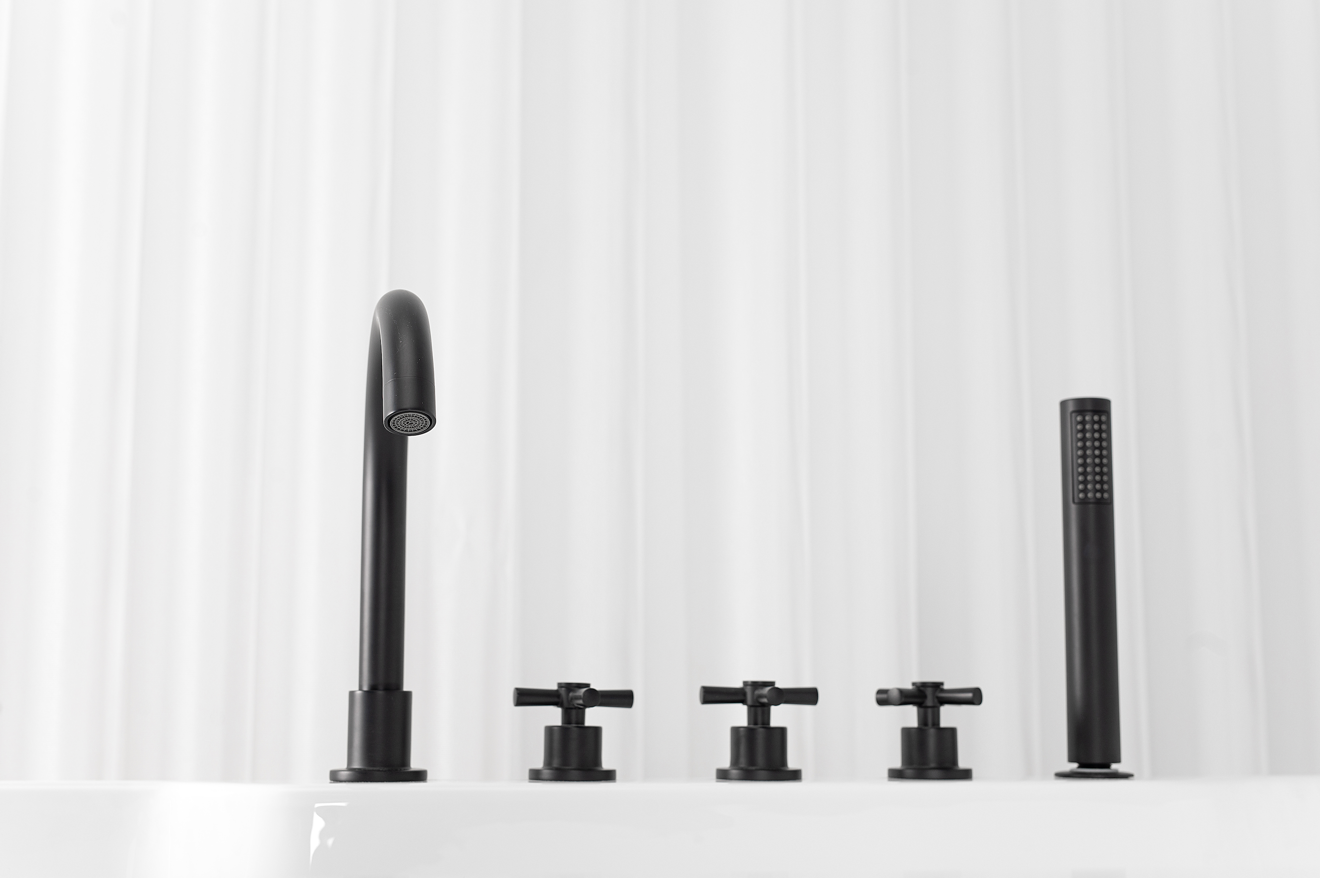 Bañera exenta ARUBA negro mate 170x75x58 cm