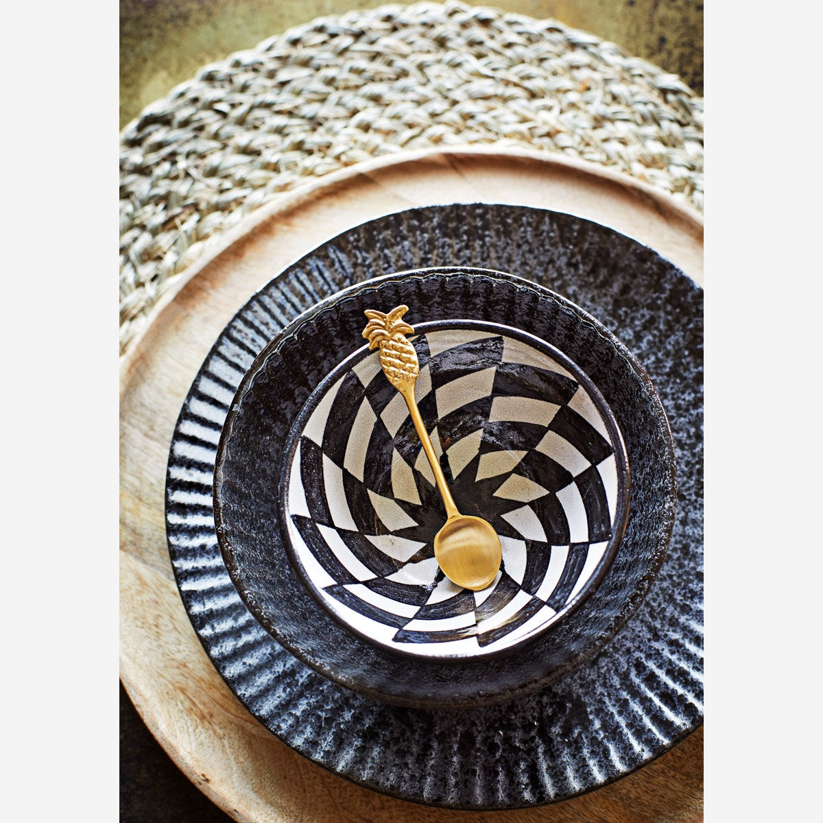 Plato de desayuno de gres negro Ø 21,5 cm