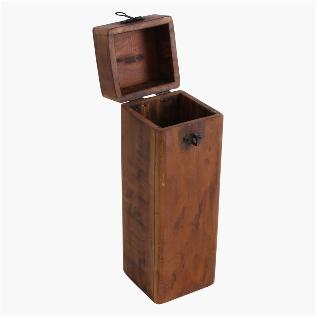 Caja de vino de fábrica.