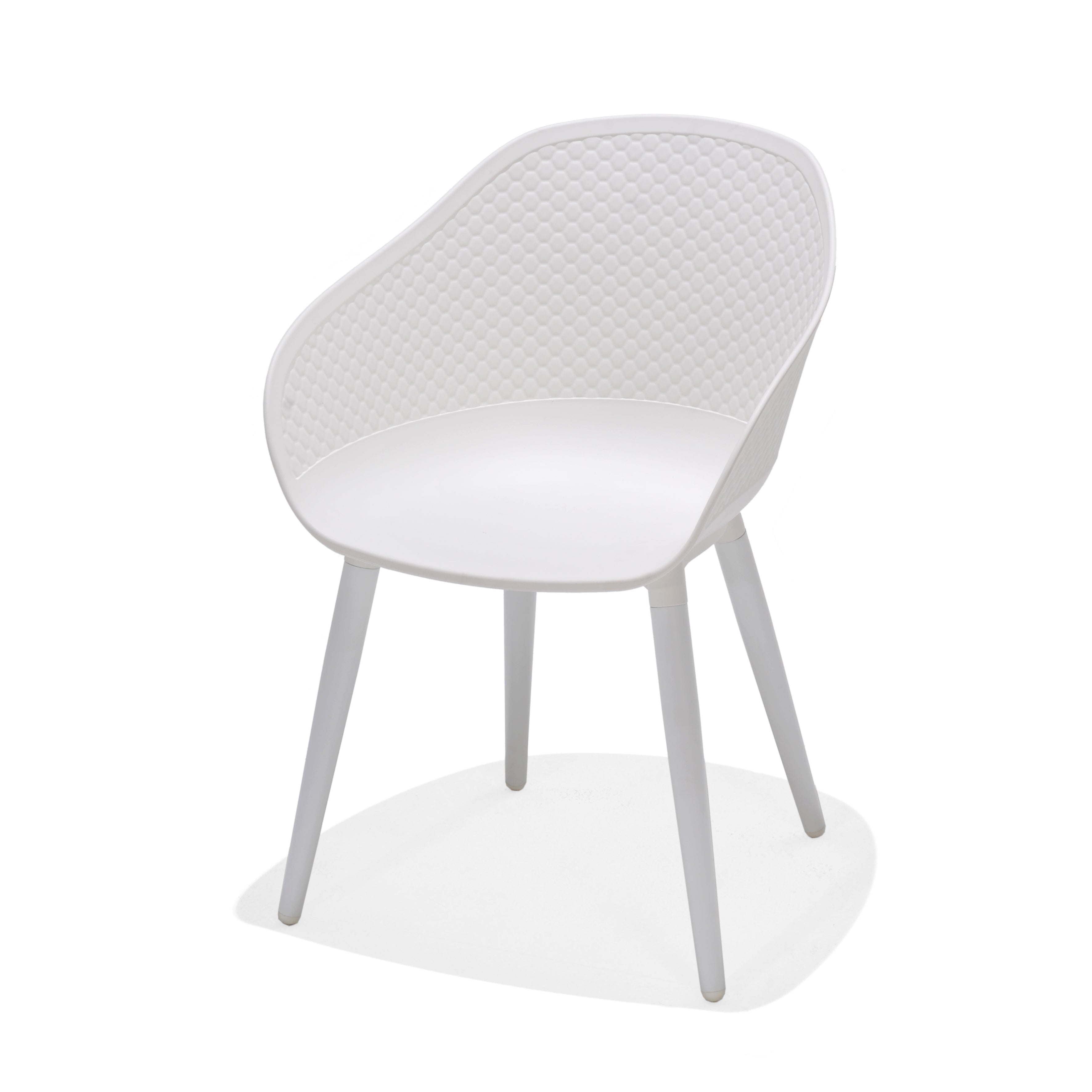 Silla con carcasa de plástico blanca.