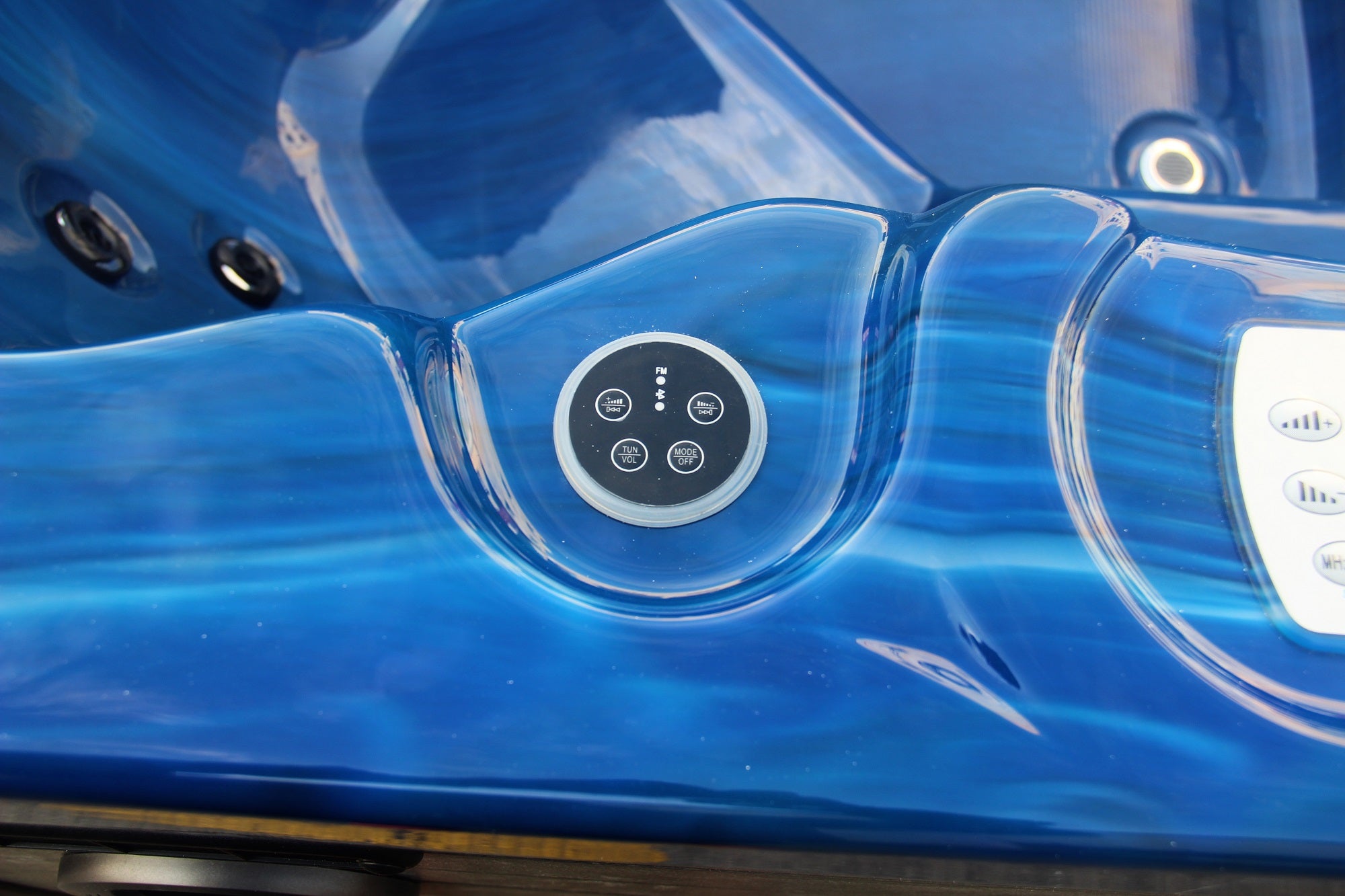 Outdoorwhirlpool PALMA BLUE MARBLE inkl. Abdeckung und Stiege 190x190x86 cm frostsicher