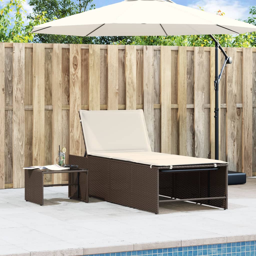 Sonnenliegen 2 Stk. mit Tisch Braun Poly Rattan