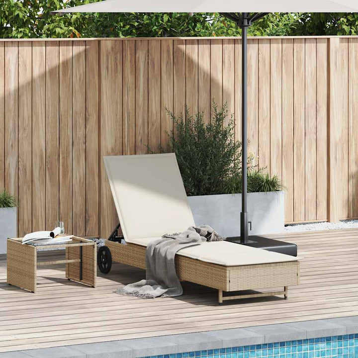 Sonnenliege mit Rollen und Auflage Beige Poly Rattan