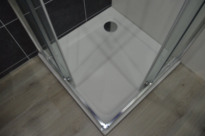 Pro - Line corner shower cubicle with Easy Clean in 4 different sizes