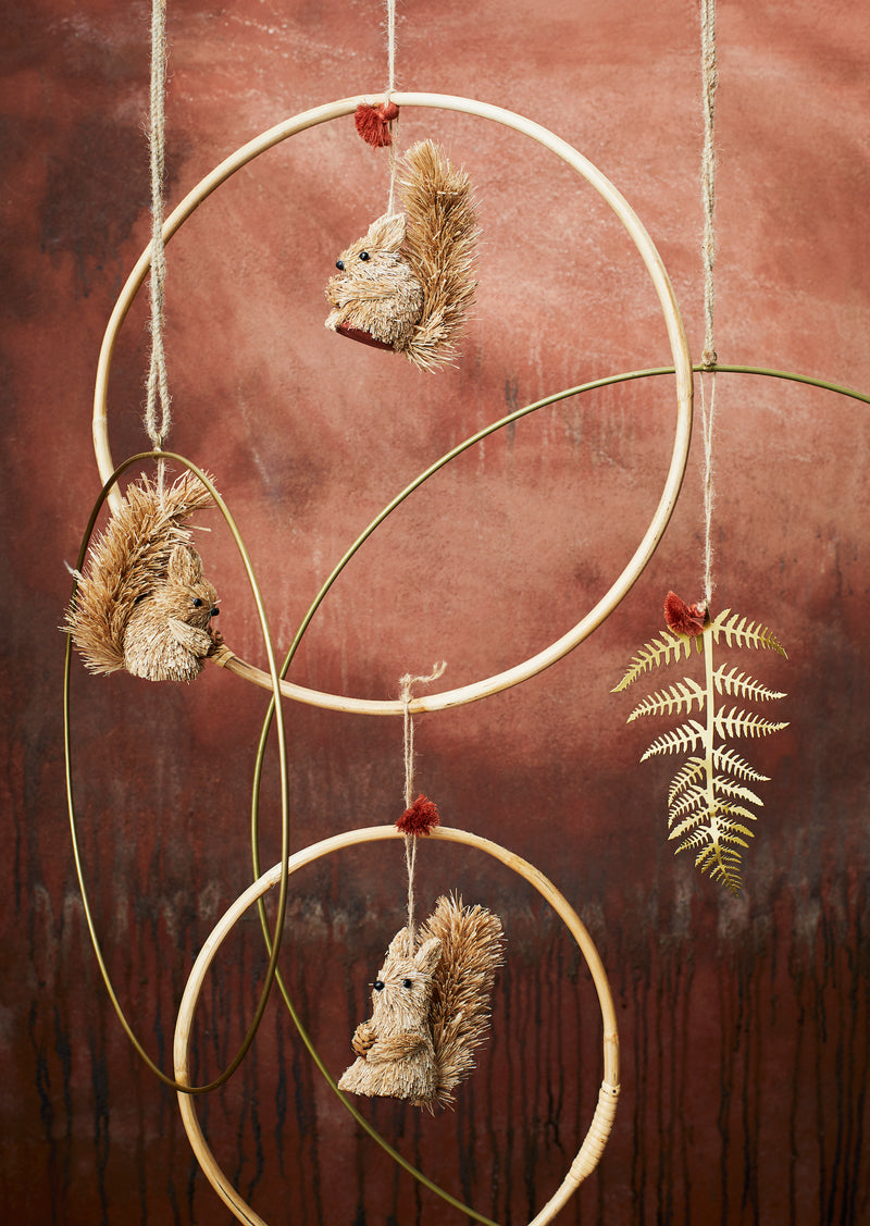 Hanging fern leaf brass 9x15 cm
