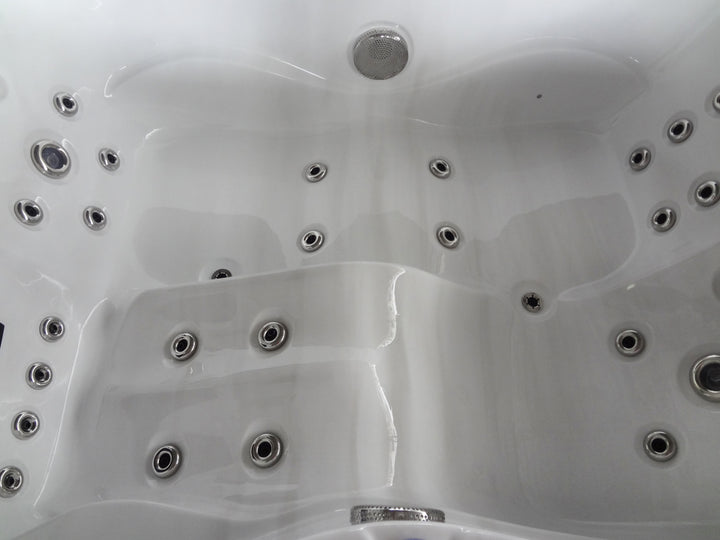 Outdoorwhirlpool Modena Weiß inkl. Abdeckung 205x130x70 cm