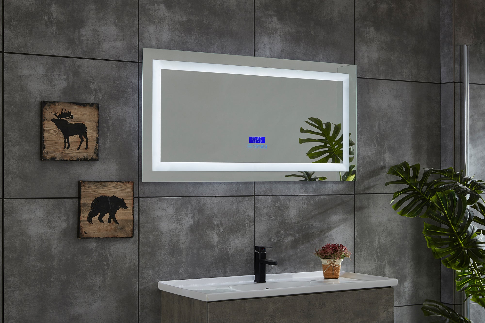 Espejo con iluminación indirecta, Bluetooth, calefacción y reloj.